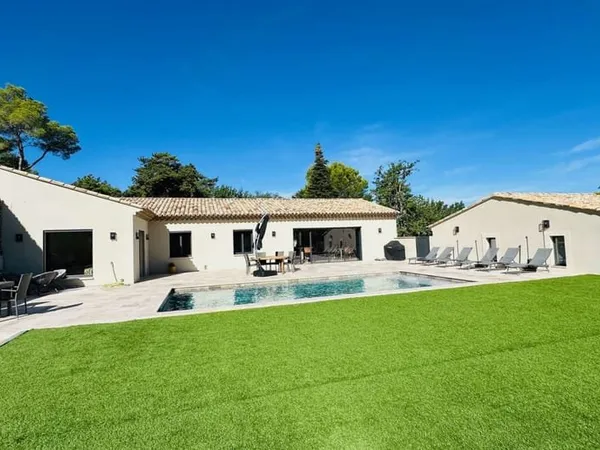 SUPERBE VILLA DE 2024 PLEIN PIED 7 PIECES 150m2 3/4CHAMBRES