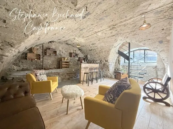 Maison propriété pierre à vendre 6 pièces VENTEROL (05) Les tourniaires