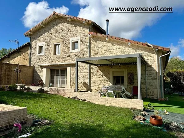 Maison 3 pièces 114 m²