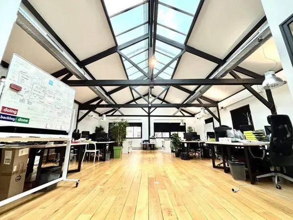 Bureaux 195 m²