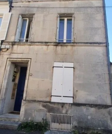 Immeuble de rapport 2 pièces 126 m²