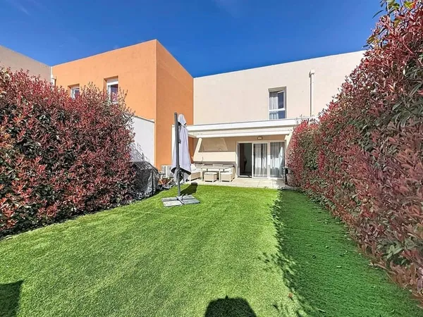 Jolie maison avec jardin