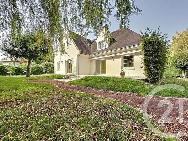 Maison 8 pièces 200 m²