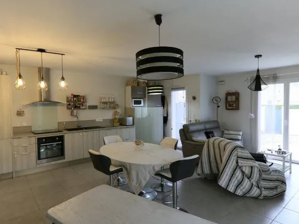 Maison de plain-pied 3 pièces 71 m²