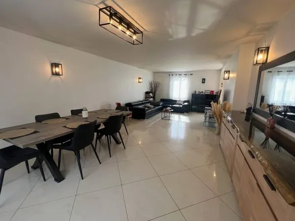 Maison 7 pièces 158 m²