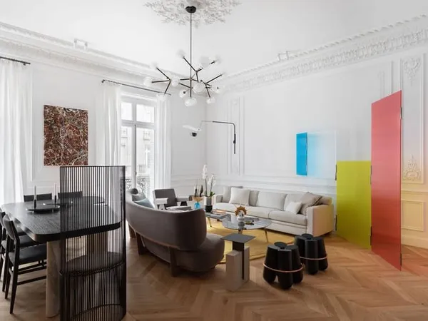 Appartement de prestige en plein coeur du Triangle d'or à Pa