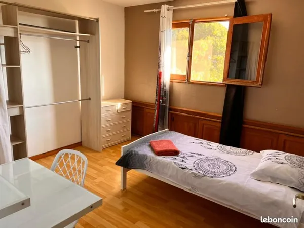 Chambre à louer colocation