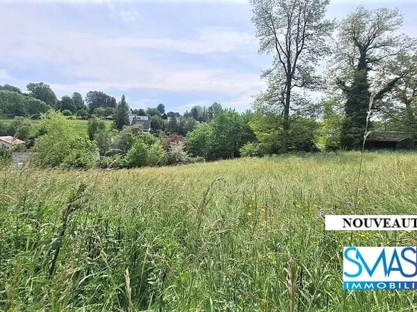 Terrain 4.56 ares avec vue à bâtir