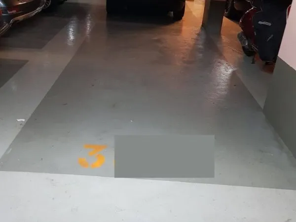 Parking 12 m²