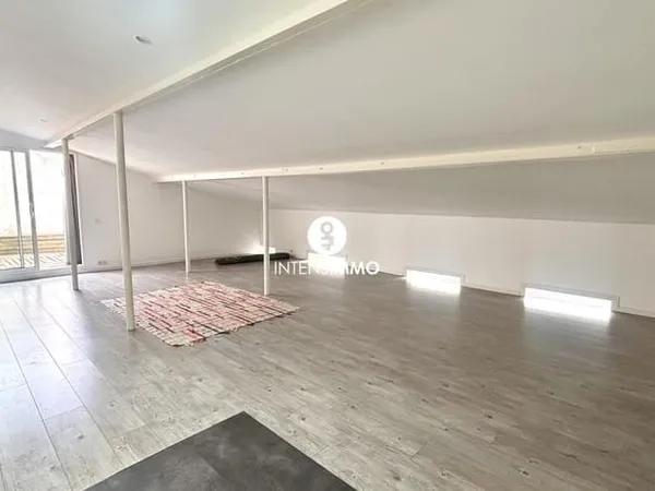 Appartement 4 pièces 144 m²