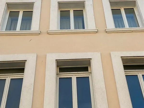 BOULOGNE SUR MER. Immeuble en excellent état.