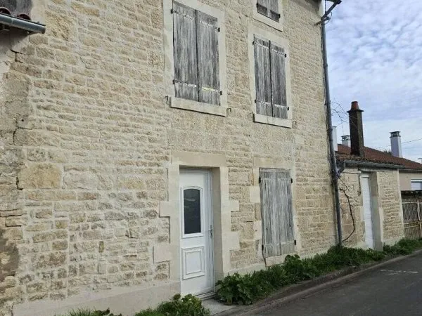Maison 5 pièces 196 m²