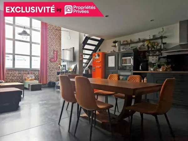 ROUBAIX proche Parc Barbieux/Place du Travail, magnifique LOFT avec 2 chambres, magnifique terrasse,