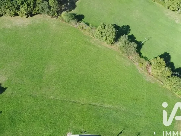 Terrain 1290 m²