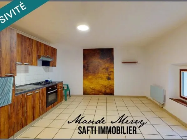 Immeuble de rapport composé de 3 lots - un local commercial de 20 m2 (qui peut être transformé en un