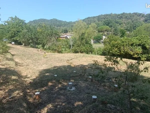Terrain constructible