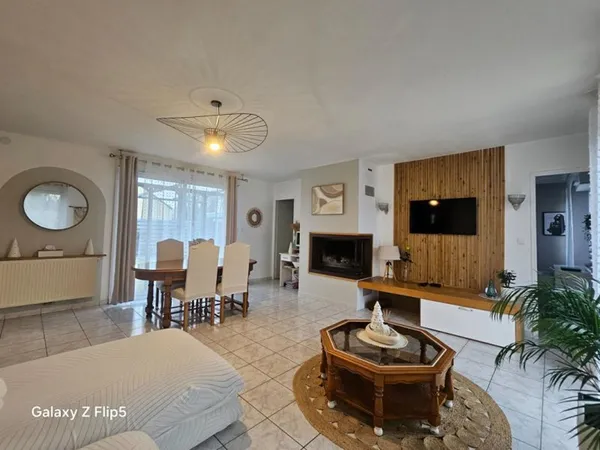 Maison Dontrien 5 pièce(s) 120 m2 + Dépendance