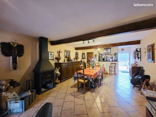Maison de village 6 pièces 231 m²