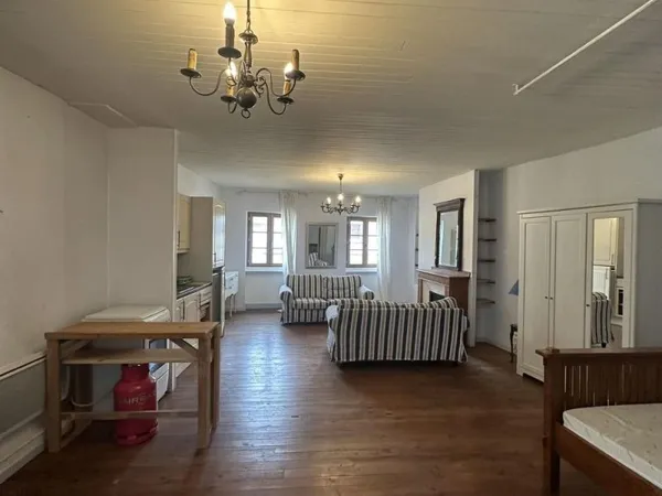 Studio 1 pièce 42 m²