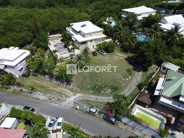 Villa 11 pièces 390 m²