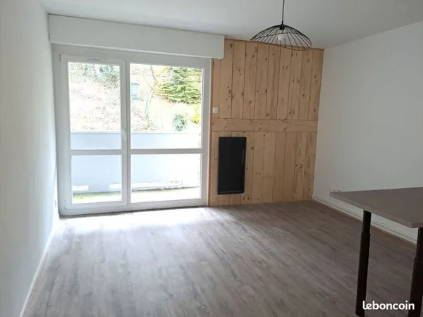 Studio 1 pièce 24 m²