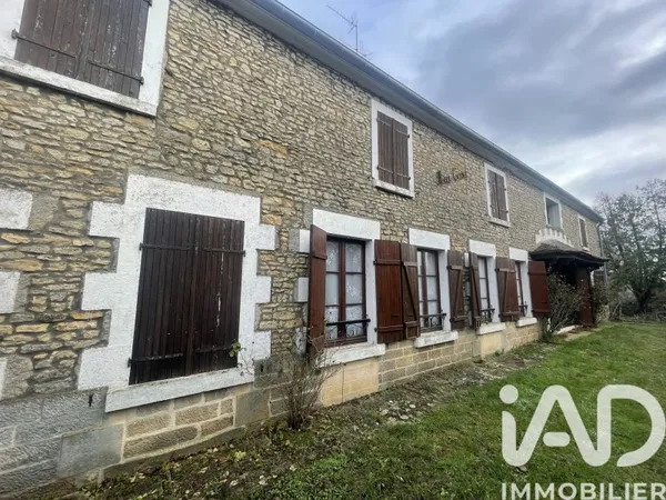 Maison 223 m²