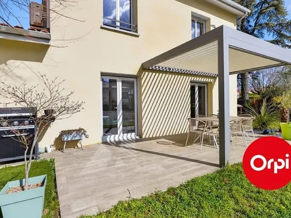 Maison 5 pièces 117 m²