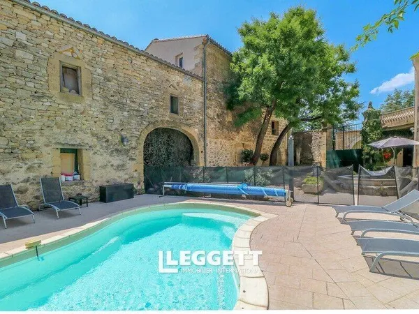 Maison 13 pièces 548 m²