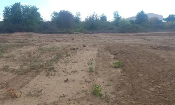 Terrain 430 m²