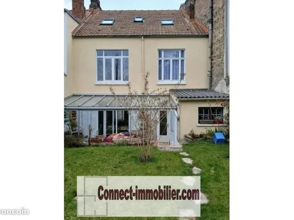 Maison 9 pièces 115 m²