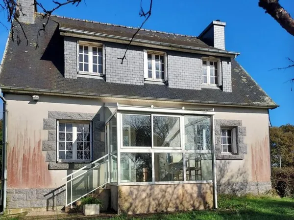Maison avec terrain a la campagne a rafraichir
