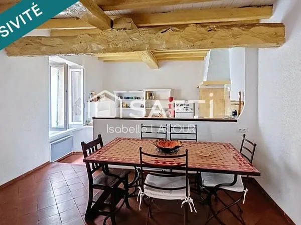 Appartement dans maison de village