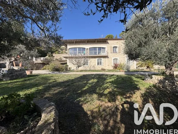 Vente Maison traditionnelle 9 pièces