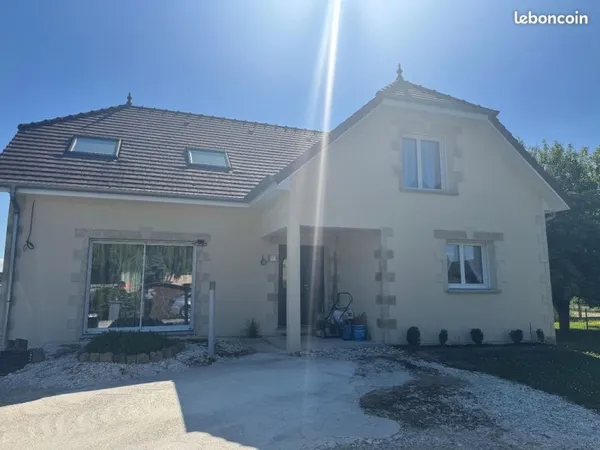 Propriété 4 pièces 156 m²