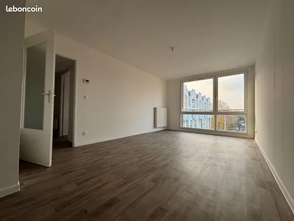 Appartement T3 en duplex + parking
