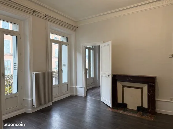 Appartement F2 le Puy centre ville