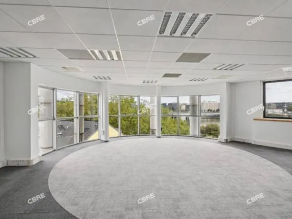 Bureaux 2 pièces 500 m²