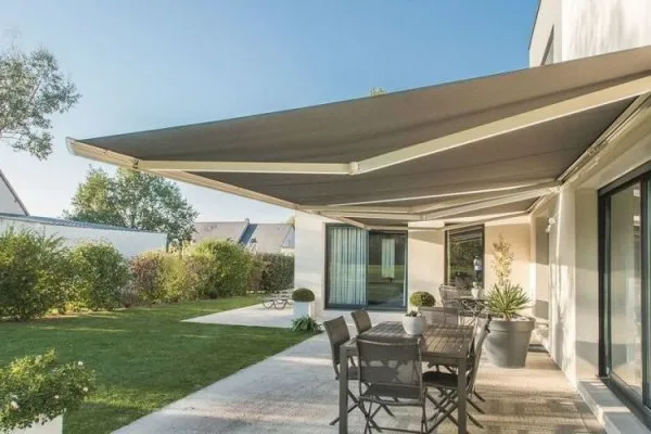 T3 AVEC EXTERIEUR DE 120m² & SEJOUR DE 35m²! | PROCHE CENTRE HISTORIQUE | RARE A SAVERNE!!