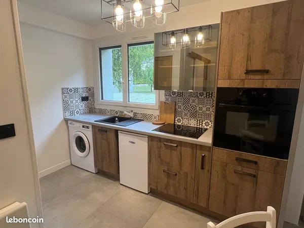 Charmant studio T1 meublé à louer - 26 m² - Challes-les-Eaux