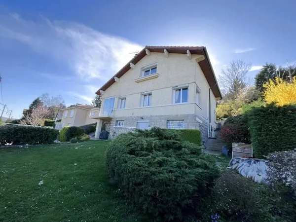 Maison 6 pièces 200 m²
