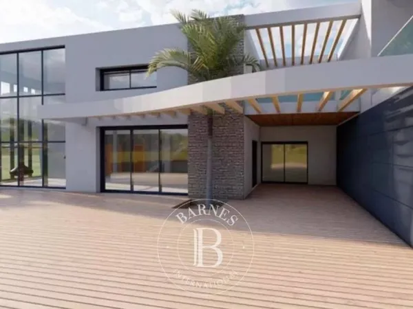 Terrain constructible 2499 m²