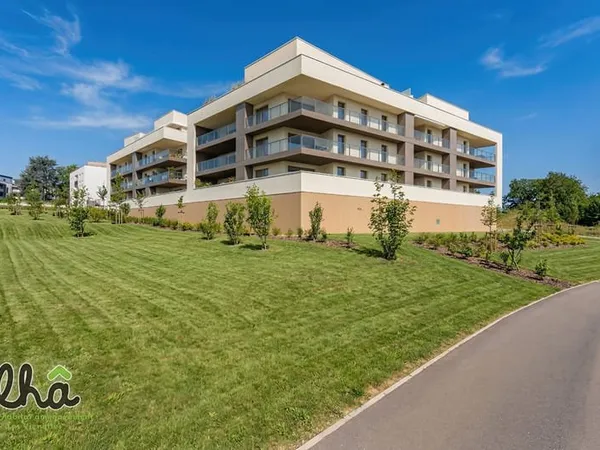 Montigny-lès-Metz Élégant F4 de 93 m² Parc de la Closerie