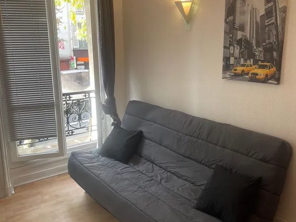 Studio 1 pièce 14 m²