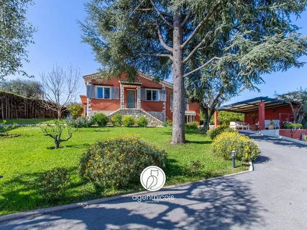 SAINT-JEANNET : MAISON DE CARACTÈRE / 6 PIÈCES / PISCINE / JARDIN / VUES DÉGAGÉES / SUD-OUEST