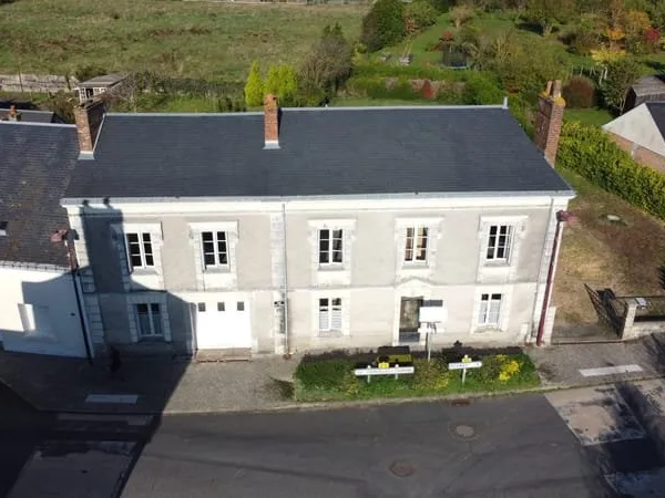 Maison de caractère 120 m2 + garage + cave et chaufferie + c