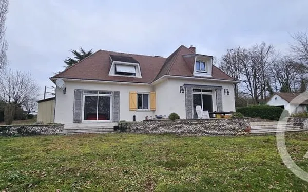 Maison 5 pièces 196 m²