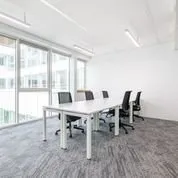 Espace de bureau privé pour 3 personnes à REGUS Levallois-Perret, Champerret