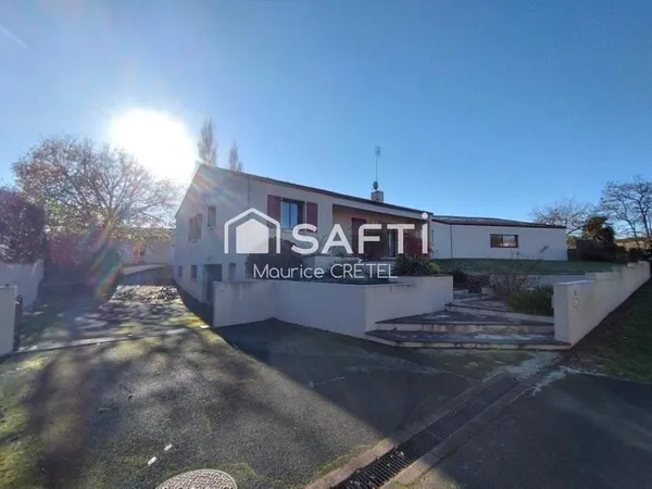 MAISON 132 M² 3CHS+GARAGE+TERRAIN+PISCINE CREUSEE