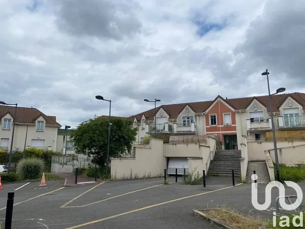Stationnement Vente Persan   6800€