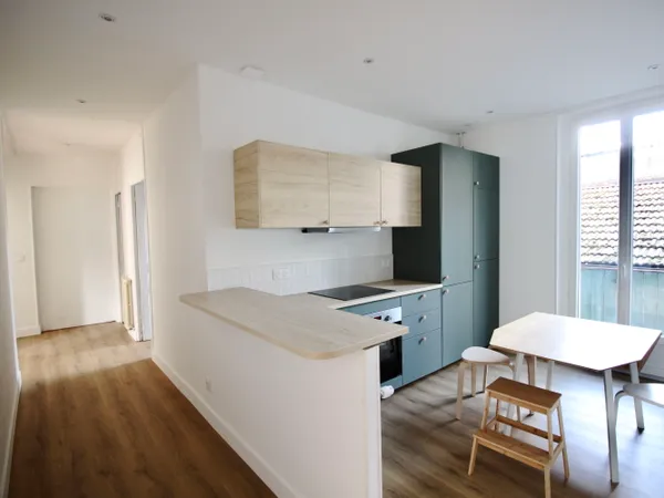 Vends appartement -T4 82m² + GARAGE - Chambéry centre